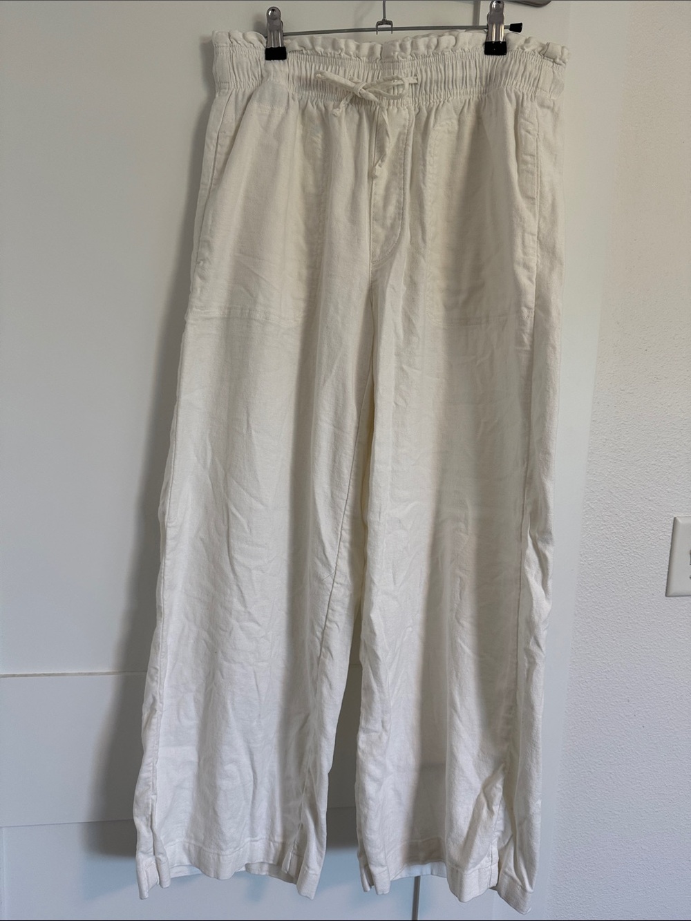 American Eagle Outfitters White Wide Leg Linen-Blend Pants